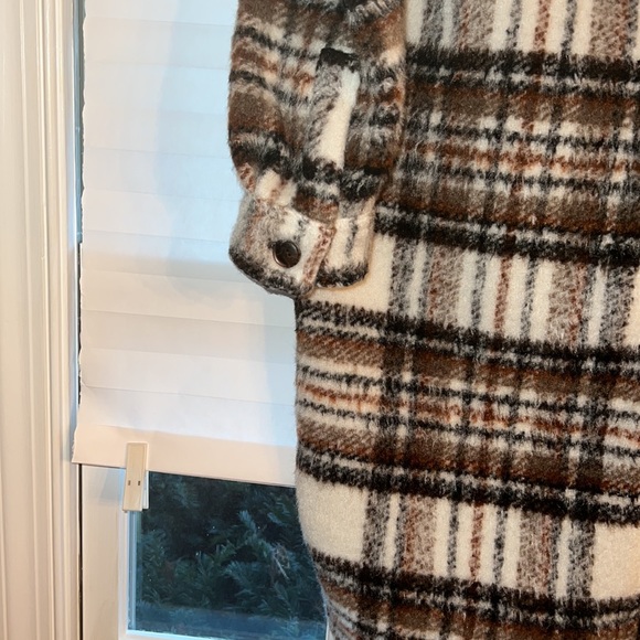 Blank NYC Cassie Plaid Shacket Size Medium - Picture 12 of 15